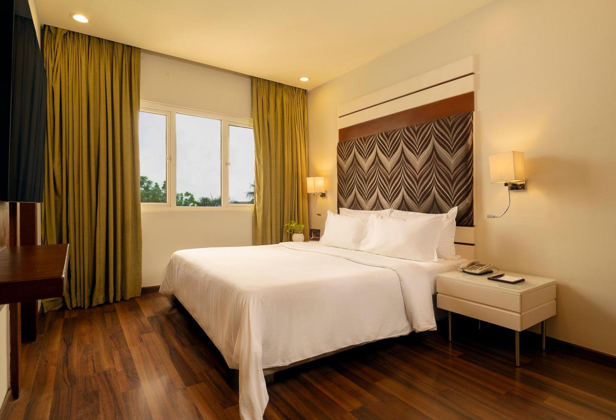Hotel The Residency Karur Exterior foto