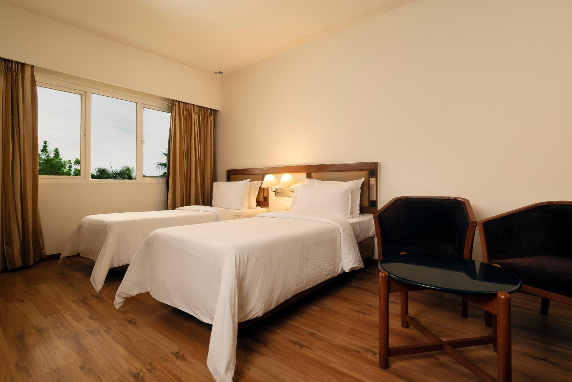 Hotel The Residency Karur Exterior foto