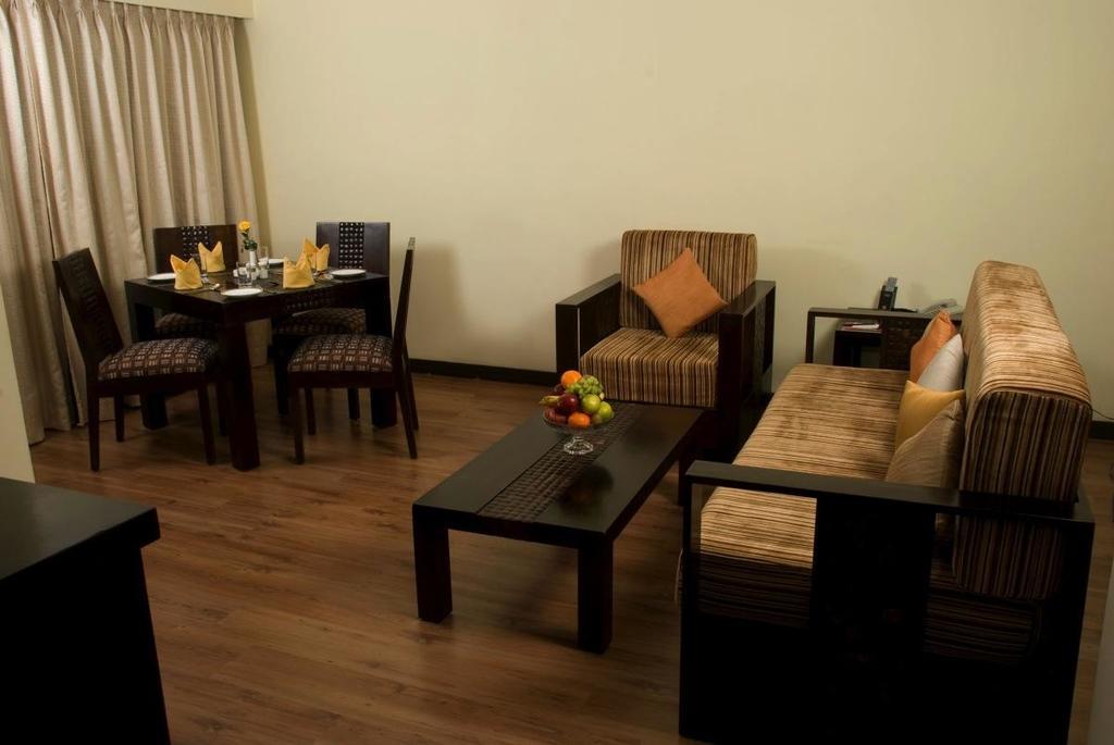Hotel The Residency Karur Exterior foto