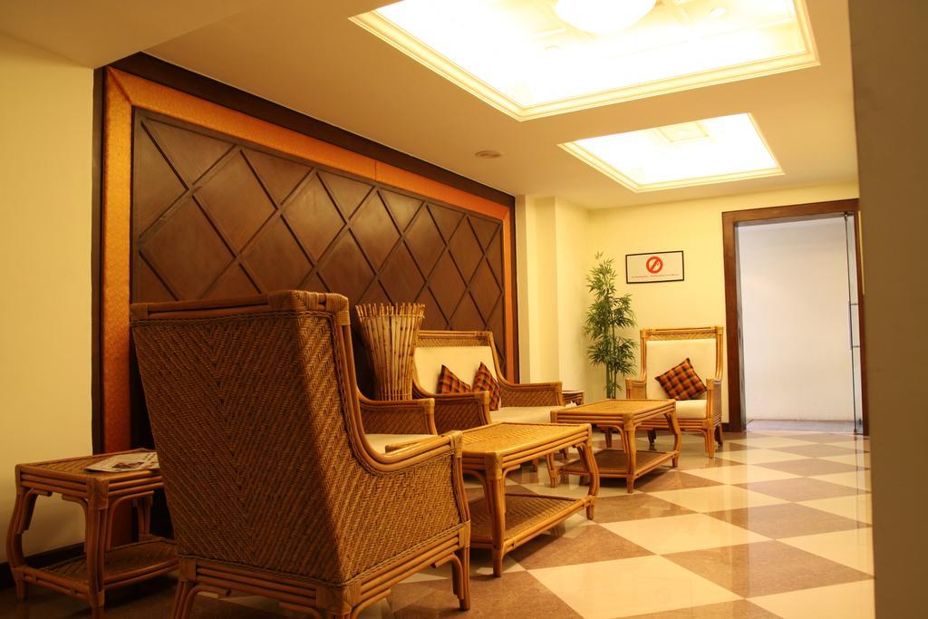 Hotel The Residency Karur Exterior foto