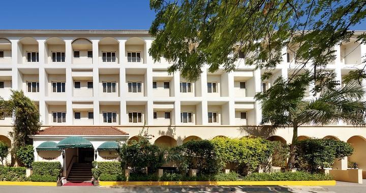 Hotel The Residency Karur Exterior foto