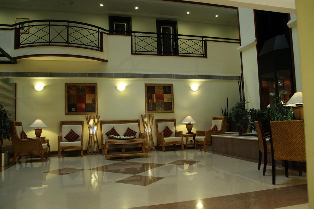 Hotel The Residency Karur Exterior foto