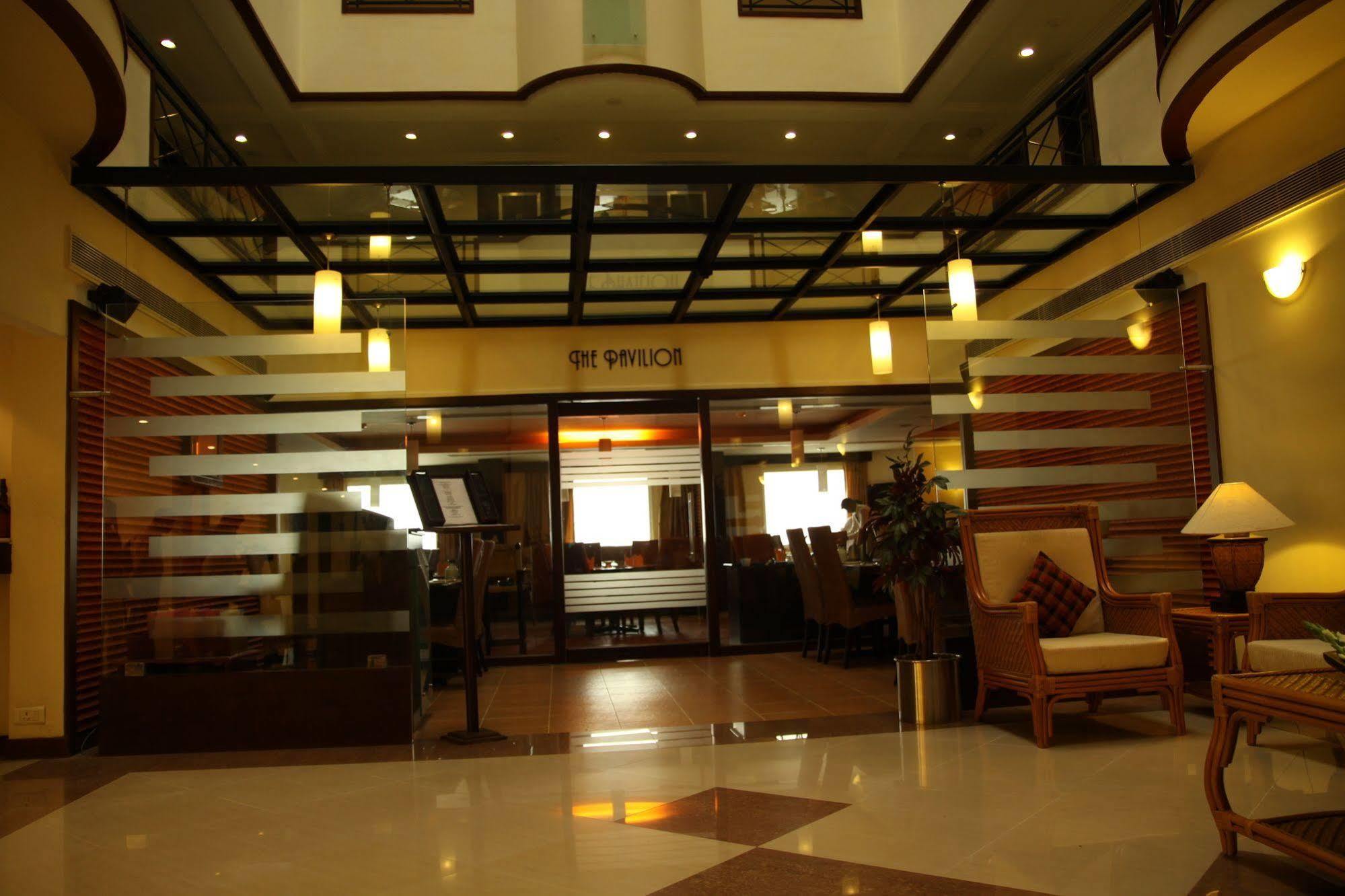 Hotel The Residency Karur Exterior foto